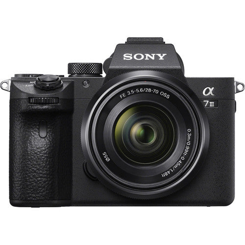 Combo Cámara Sony A7 III Kit Lente 28-70mm + Memoria 64 GB + Estuche