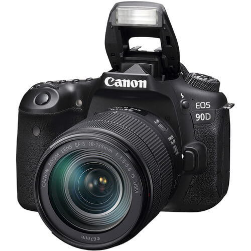 Cámara Canon EOS 90D con lente 18-135