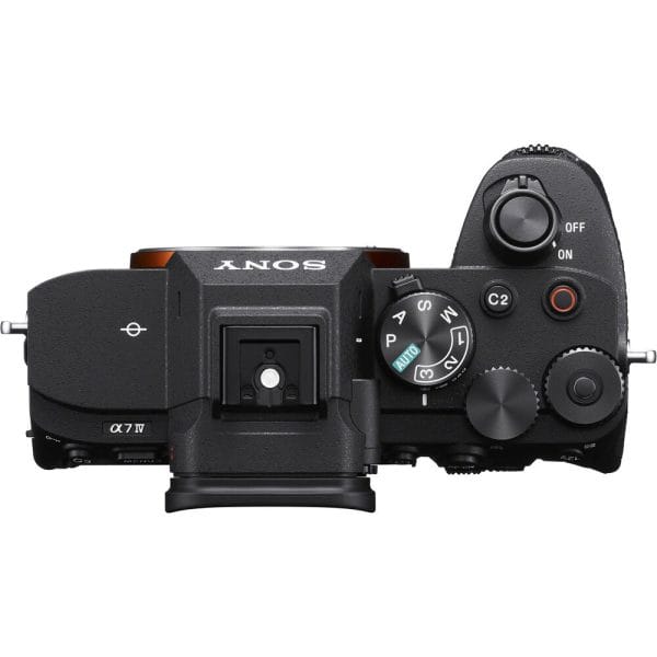 Cámara Sony 7 IV Cuerpo + Memoria + Estuche