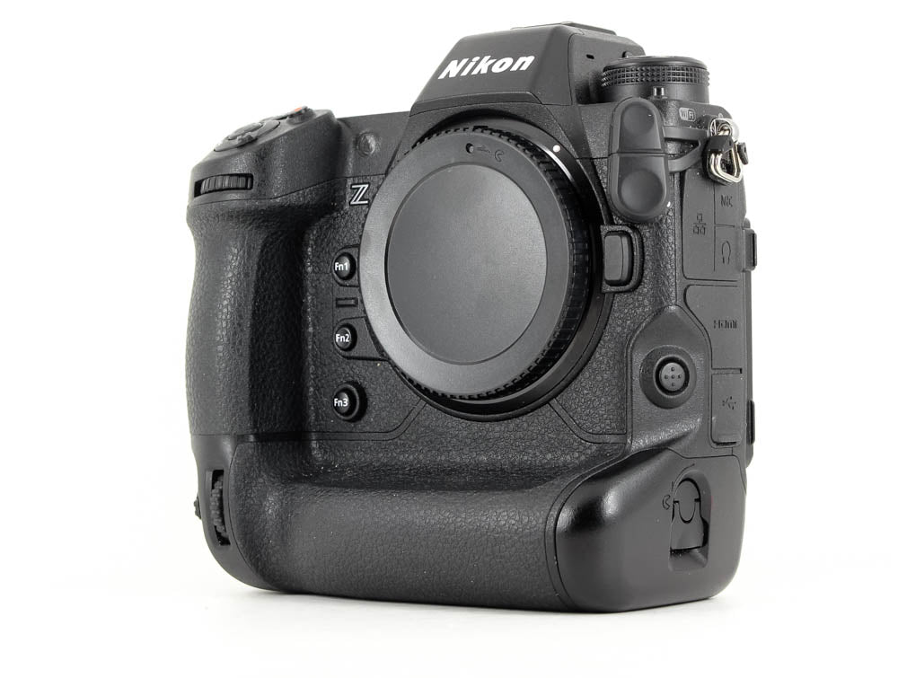 Cámara Mirrorless Full-Frame Nikon Z9 (Solo Cuerpo)